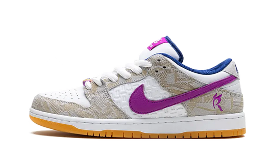 Nike SB Dunk Low Rayssa Leal Side Shoe