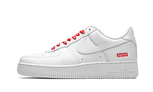 Nike Air Force 1 Low White Supreme Side Shoe