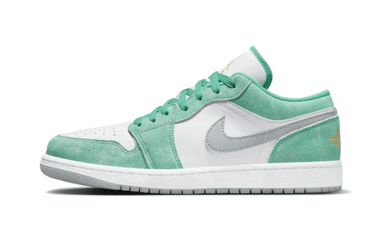 Air Jordan 1 Low SE New Emerald Grey Side Shoe